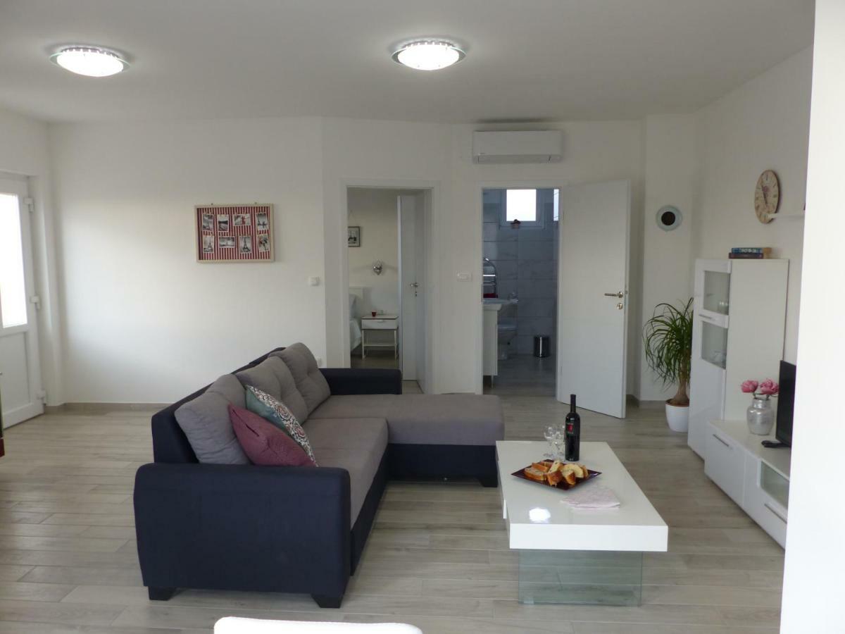 Apartmani Danica วอดิยัน ภายนอก รูปภาพ