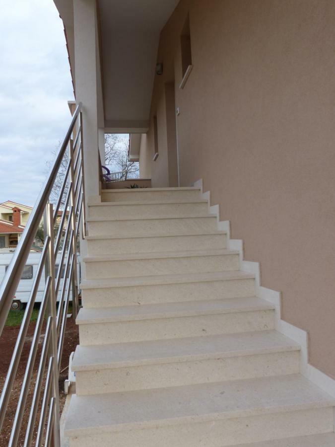 Apartmani Danica วอดิยัน ภายนอก รูปภาพ